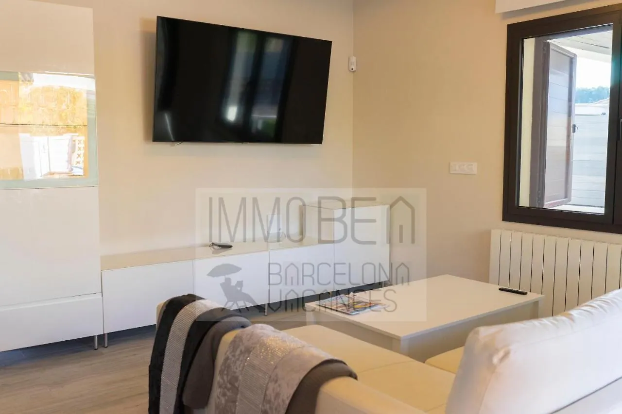 Bv-Ve 001-Villa Crock Star Girona 0*,  Spain