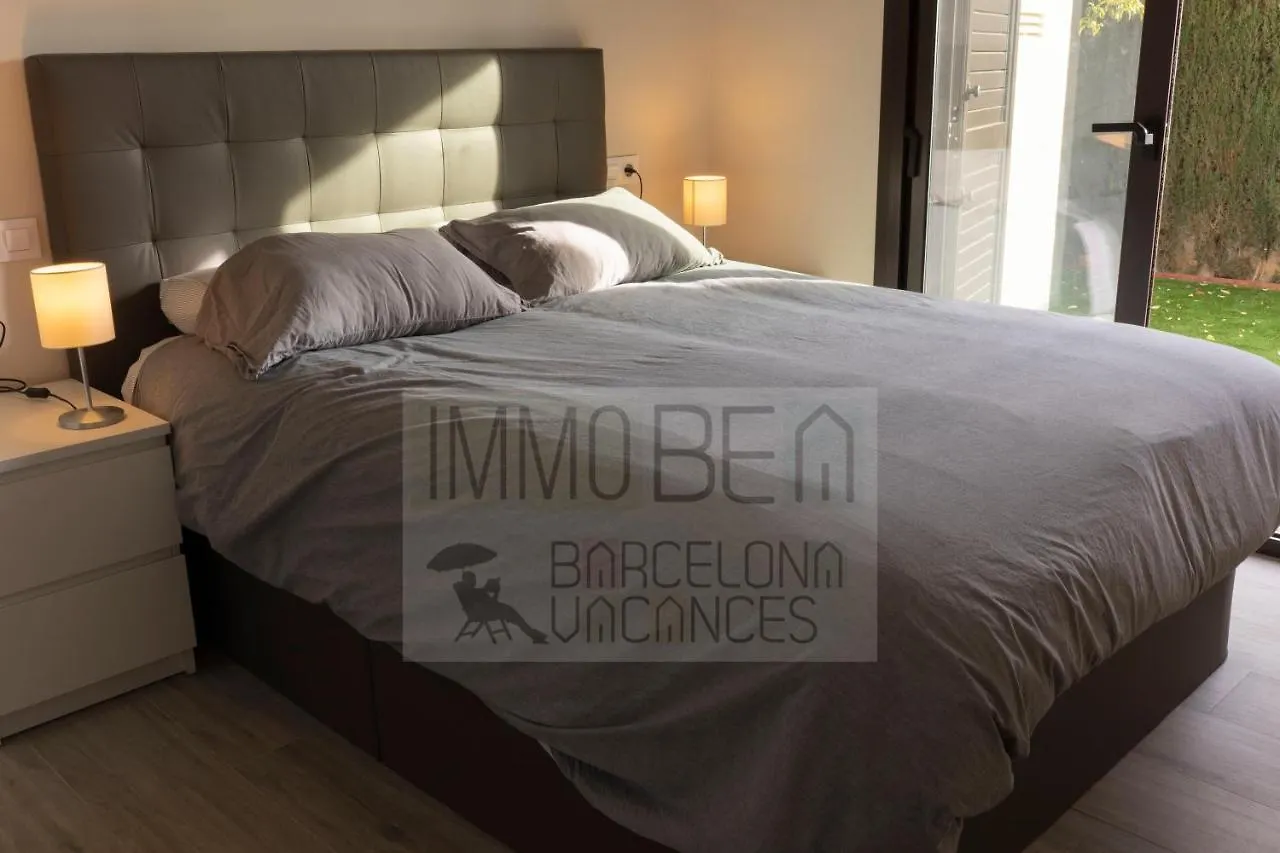 Bv-Ve 001-Villa Crock Star Girona Spain